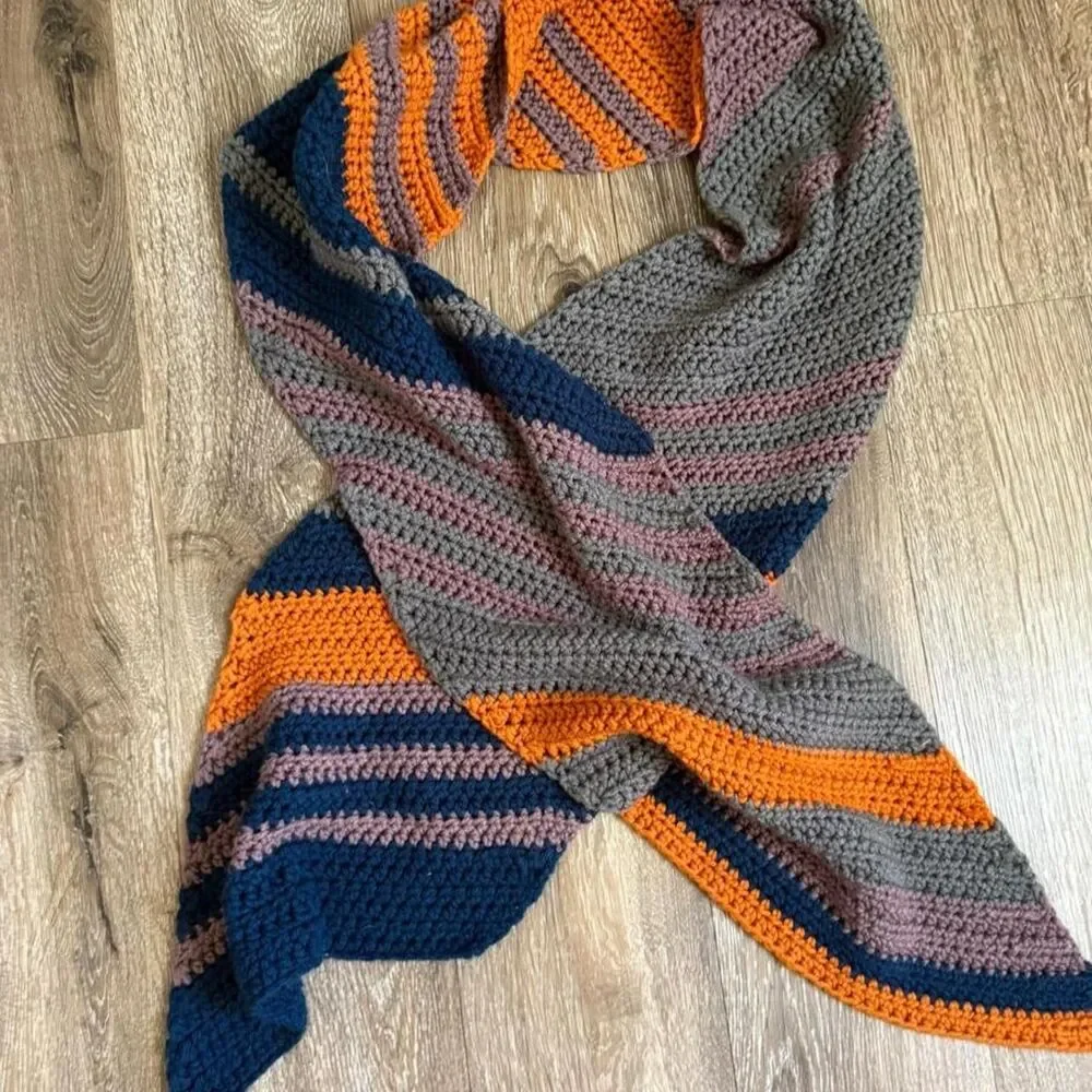Women's Crochet Scarf